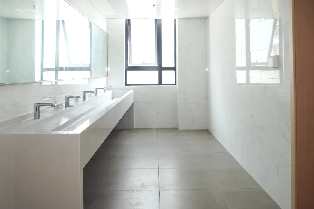 北洋园校区-三问园-盥洗室内景-3.webp