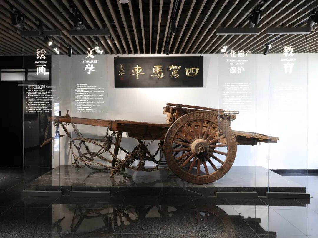 卫津路校区-冯骥才博物馆-四驾马车-1.jpg